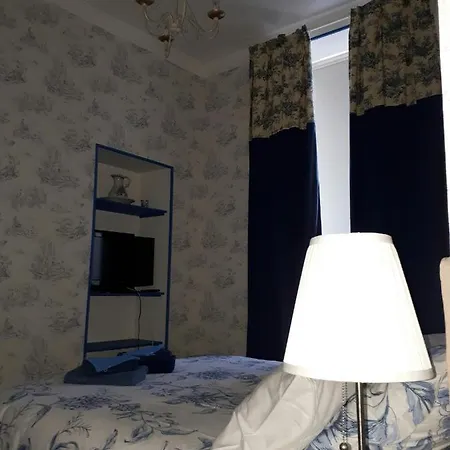 Saint-privat Bed and breakfast Pouzilhac